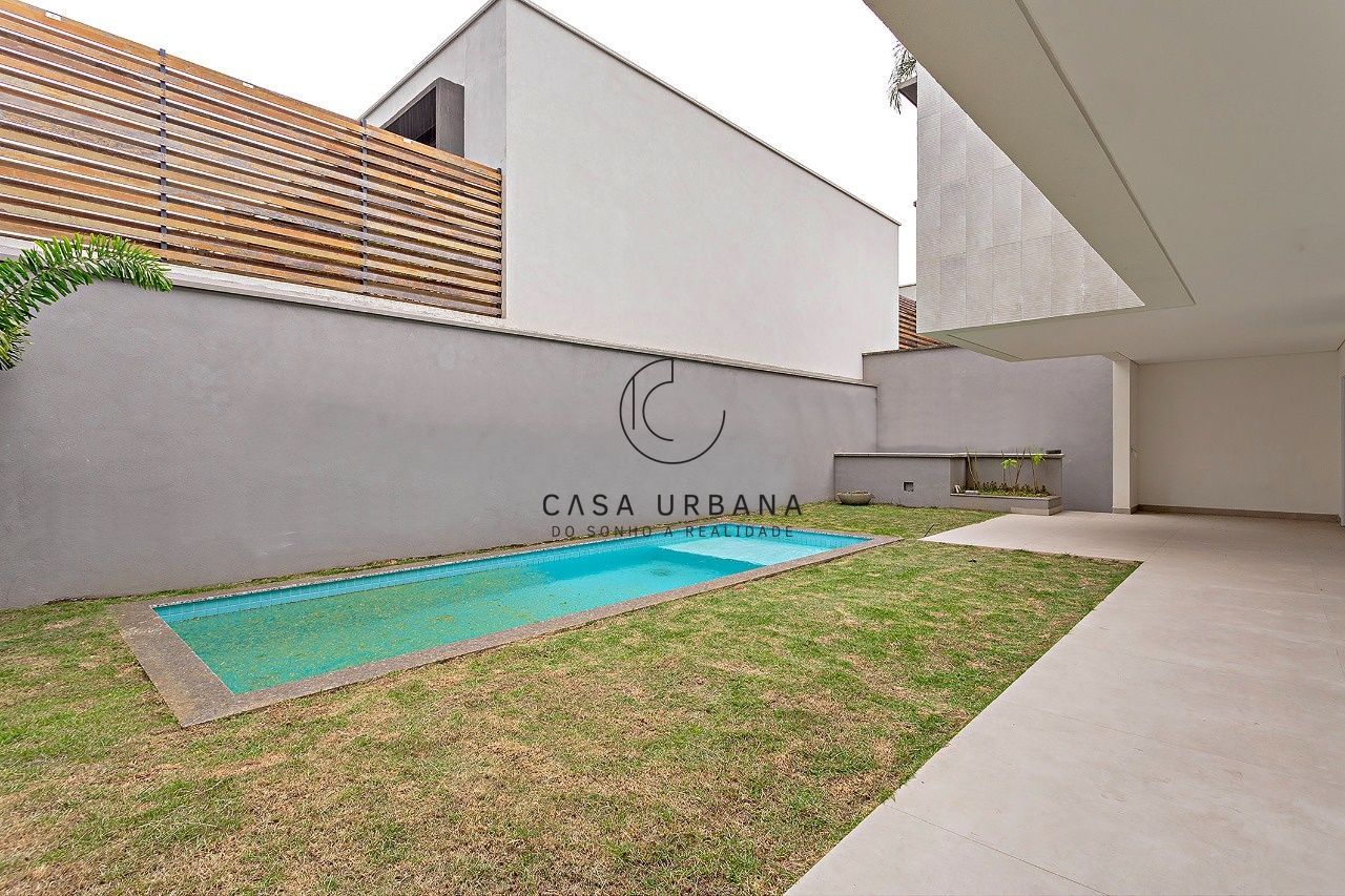 Casa de Condomínio à venda com 4 quartos, 449m² - Foto 1