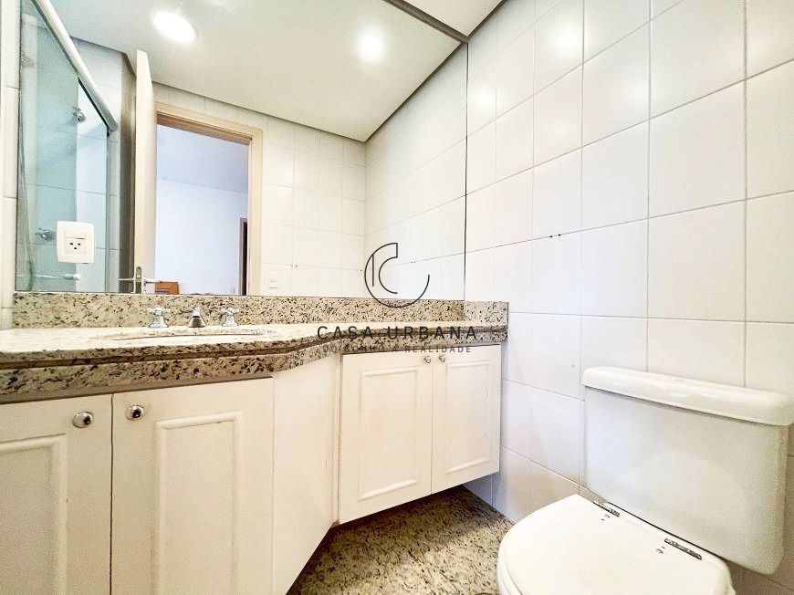 Apartamento à venda com 3 quartos, 212m² - Foto 17