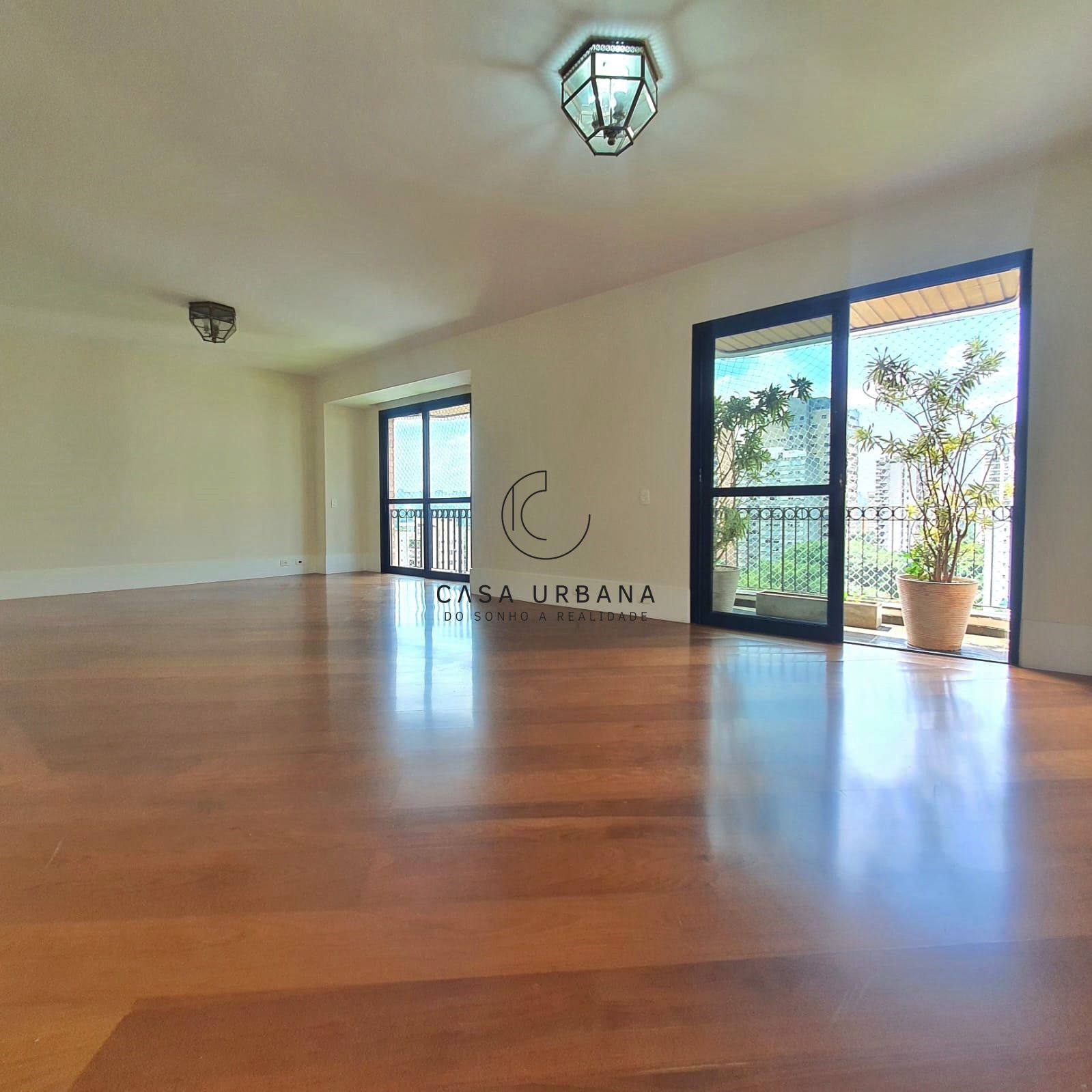 Apartamento, 4 quartos, 220 m² - Foto 1