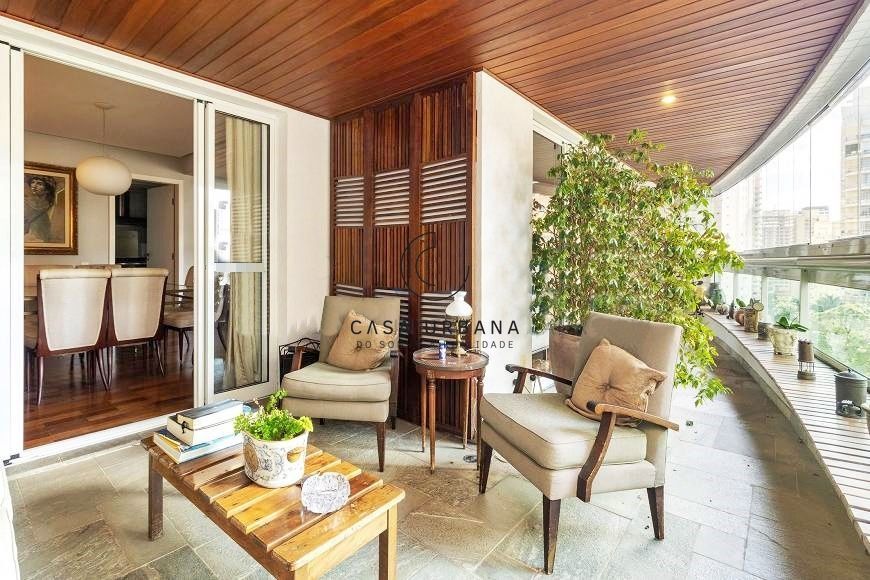 Apartamento, 3 quartos, 190 m² - Foto 1