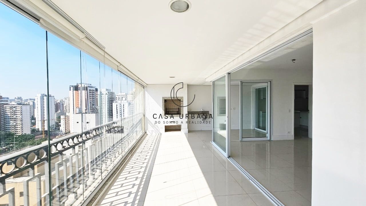 Apartamento à venda com 3 quartos, 156m² - Foto 1