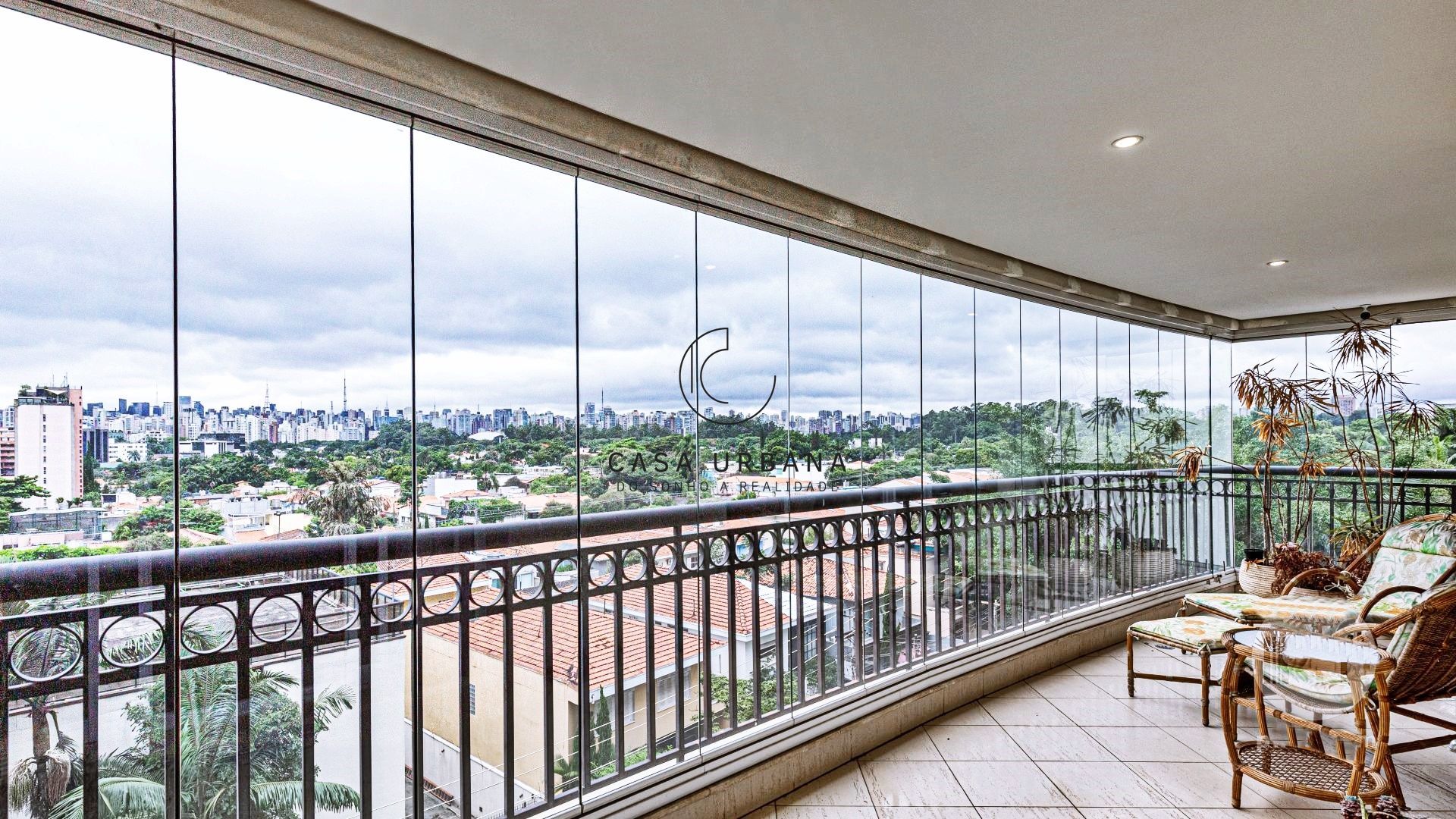 Apartamento, 3 quartos, 212 m² - Foto 1