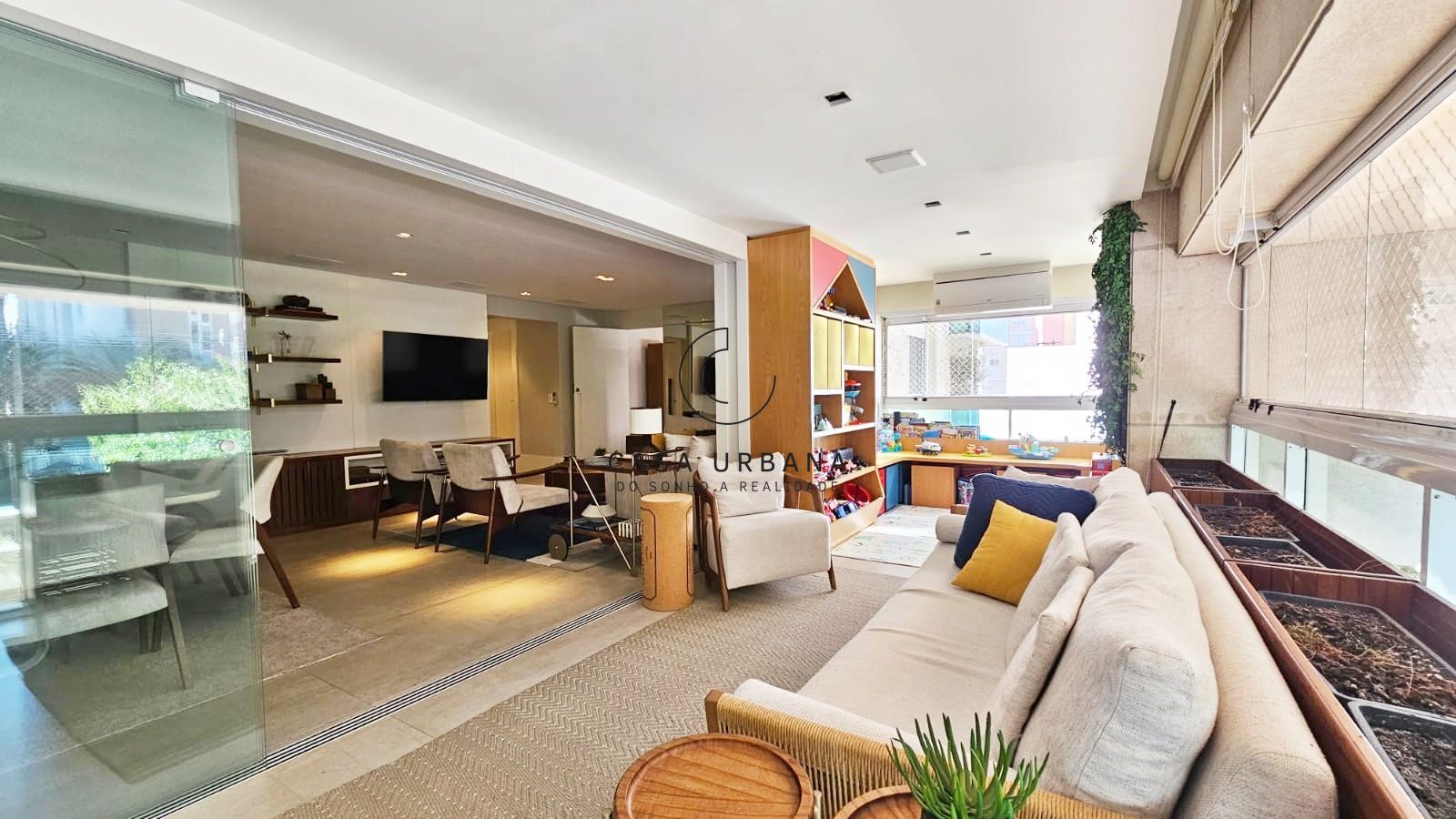 Apartamento, 4 quartos, 204 m² - Foto 2