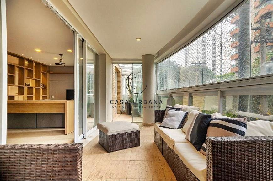 Apartamento, 3 quartos, 167 m² - Foto 1