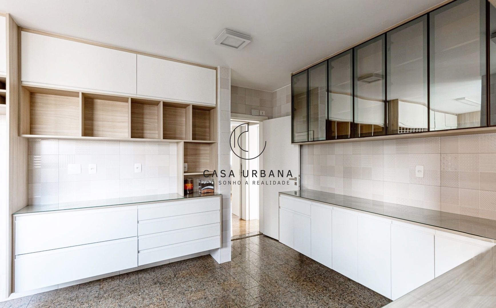 Apartamento à venda com 4 quartos, 220m² - Foto 29