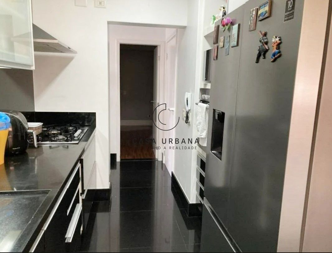 Apartamento à venda com 3 quartos, 235m² - Foto 18