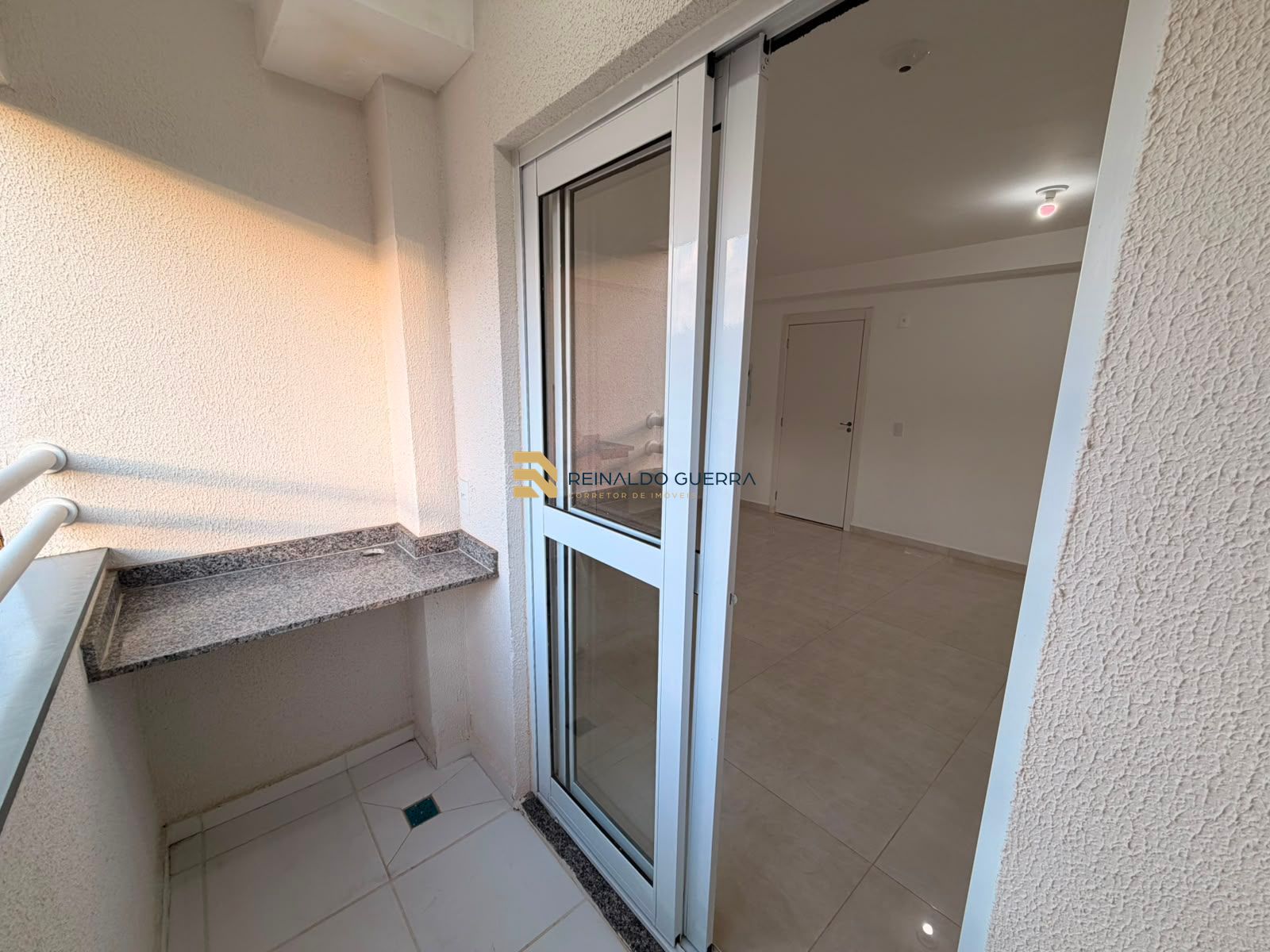 Apto novo com 2 quartos, no Jd Paineiras - Cond Sou Viver Florença