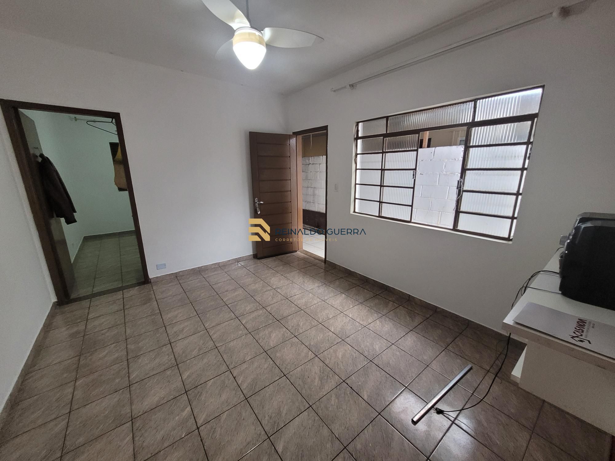Casa, 2 quartos, 70 m² - Foto 1