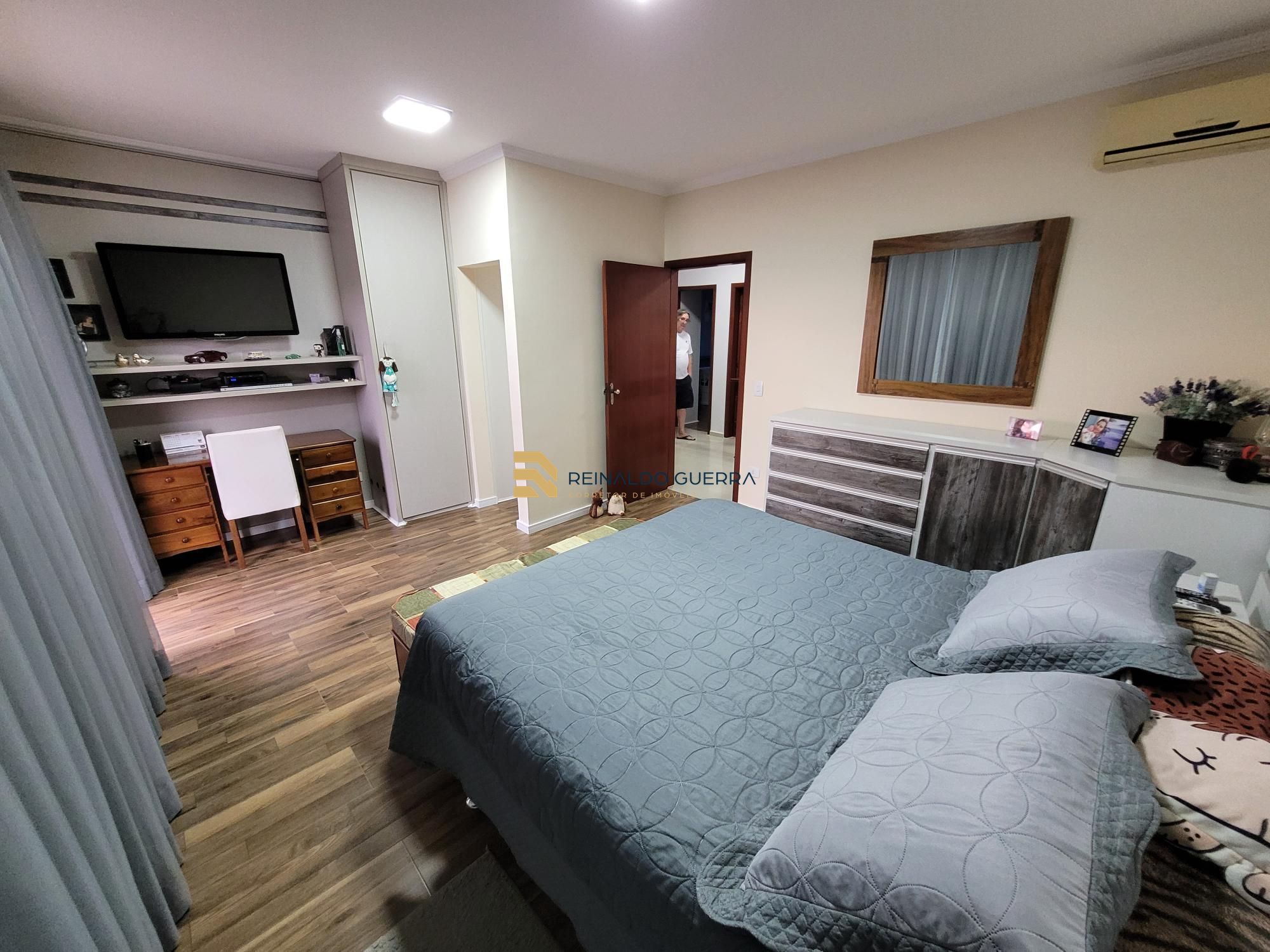 Sobrado, 3 quartos, 232 m² - Foto 13