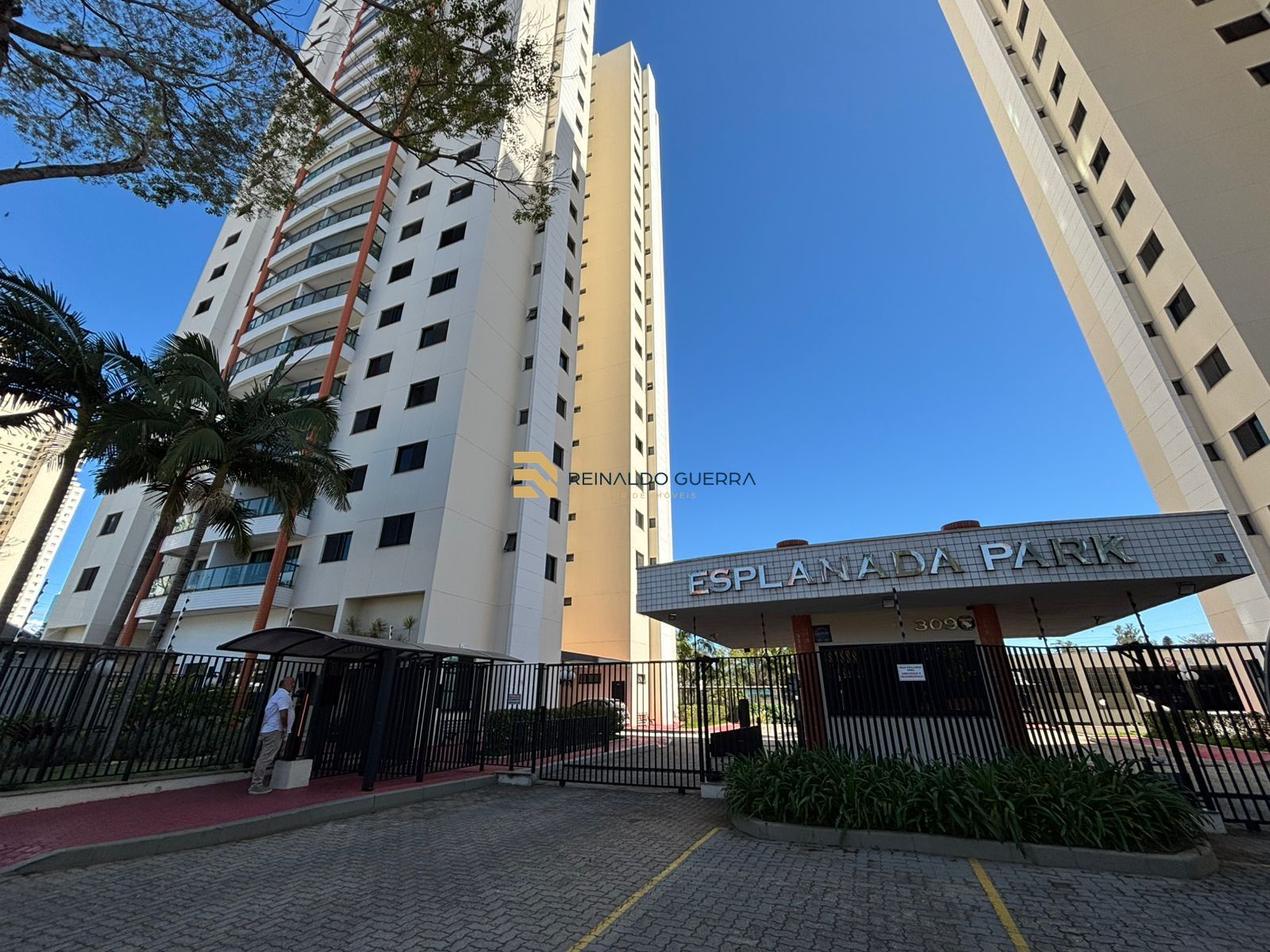 Apartamento, 3 quartos, 105 m² - Foto 2