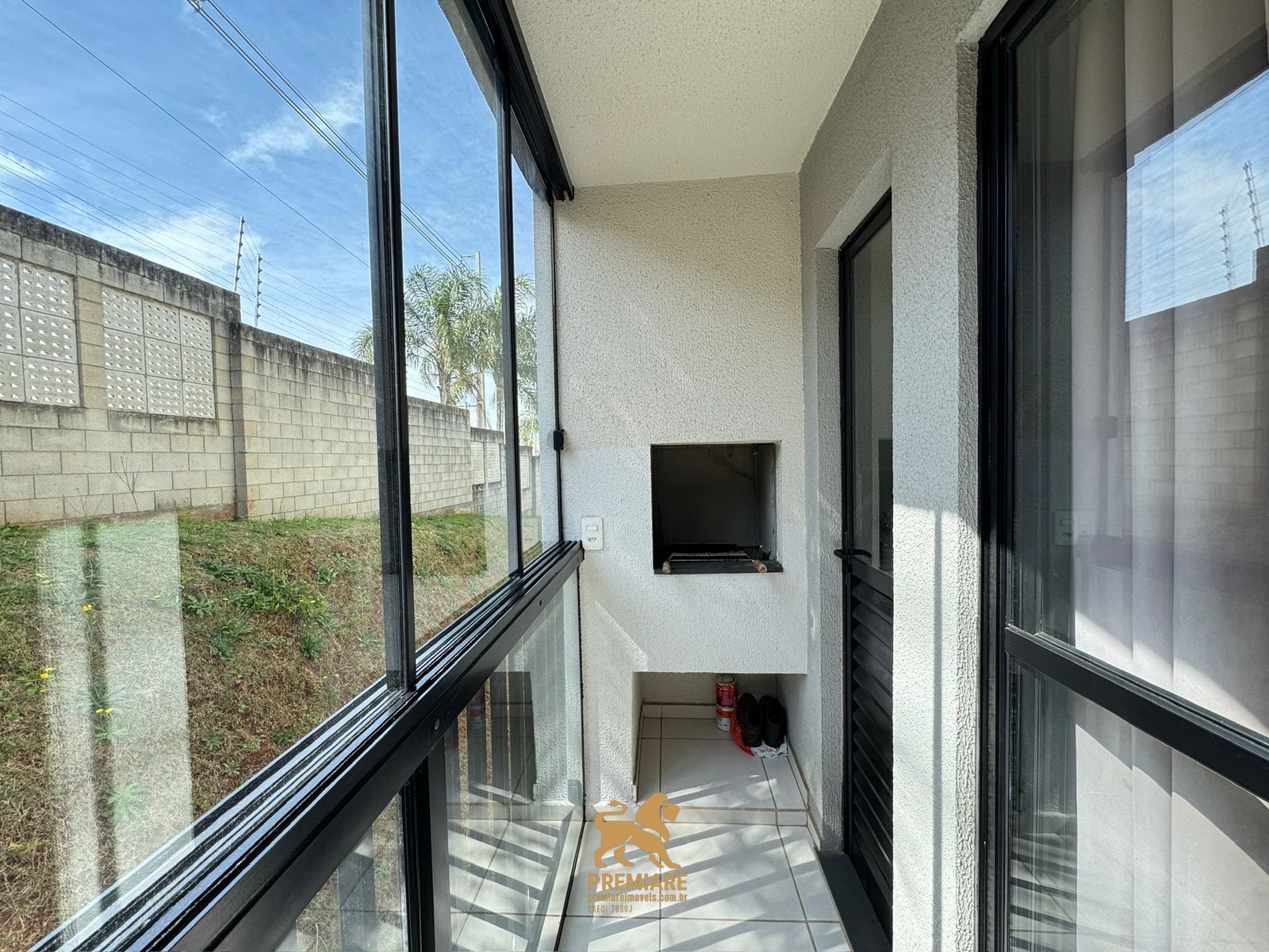 Apartamento com 2 Dormitórios à venda, 48 m² por R$ 230.000,00 Apartamento com 2 Dormitórios à venda, 48 m² por R$ 230.000,00