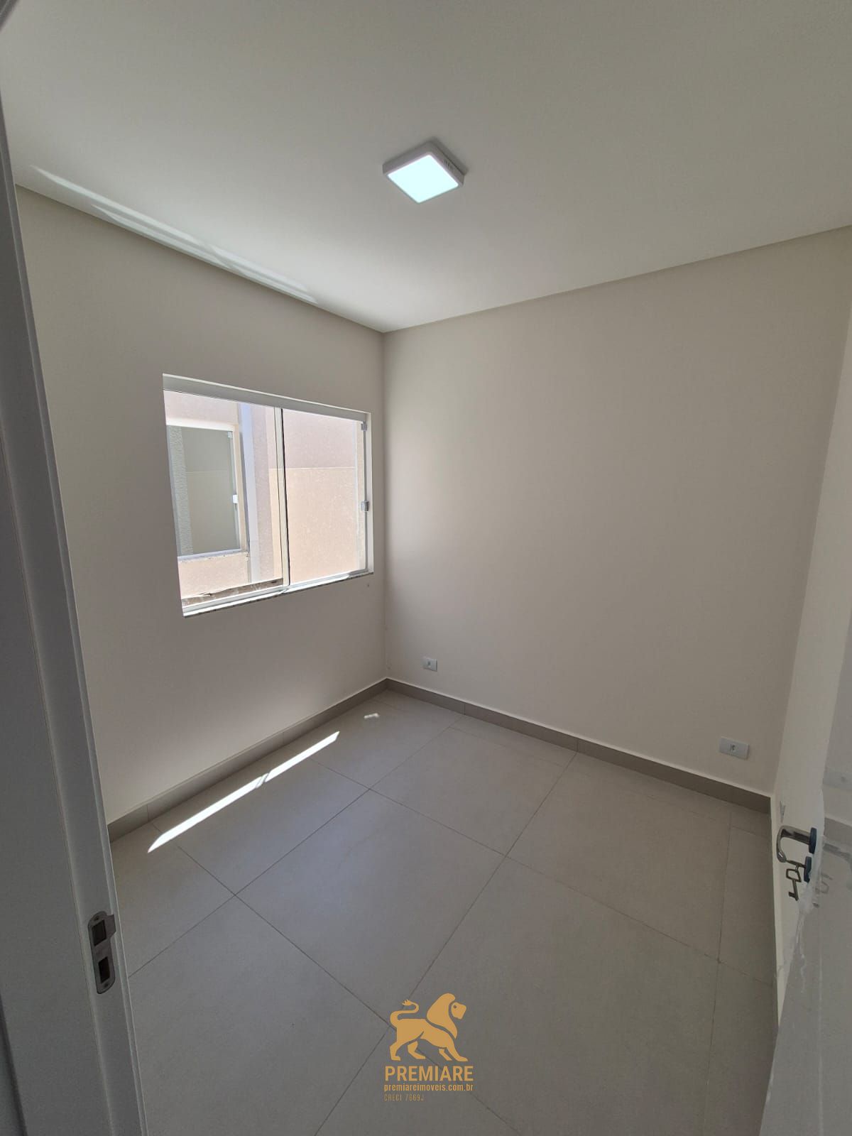 Casa à venda com 3 quartos, 82m² - Foto 8