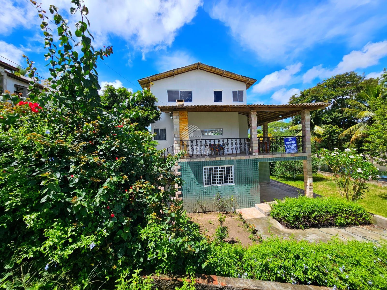 Casa de condomínio com 06 quartos e excelente vista à venda em Gravatá/PE!