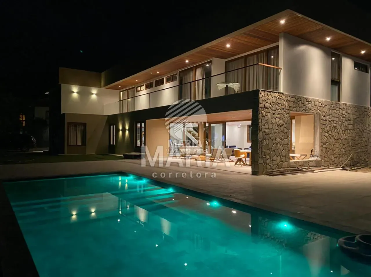 Casa à venda com 6 suítes no Condomínio Gravatá Country Club!