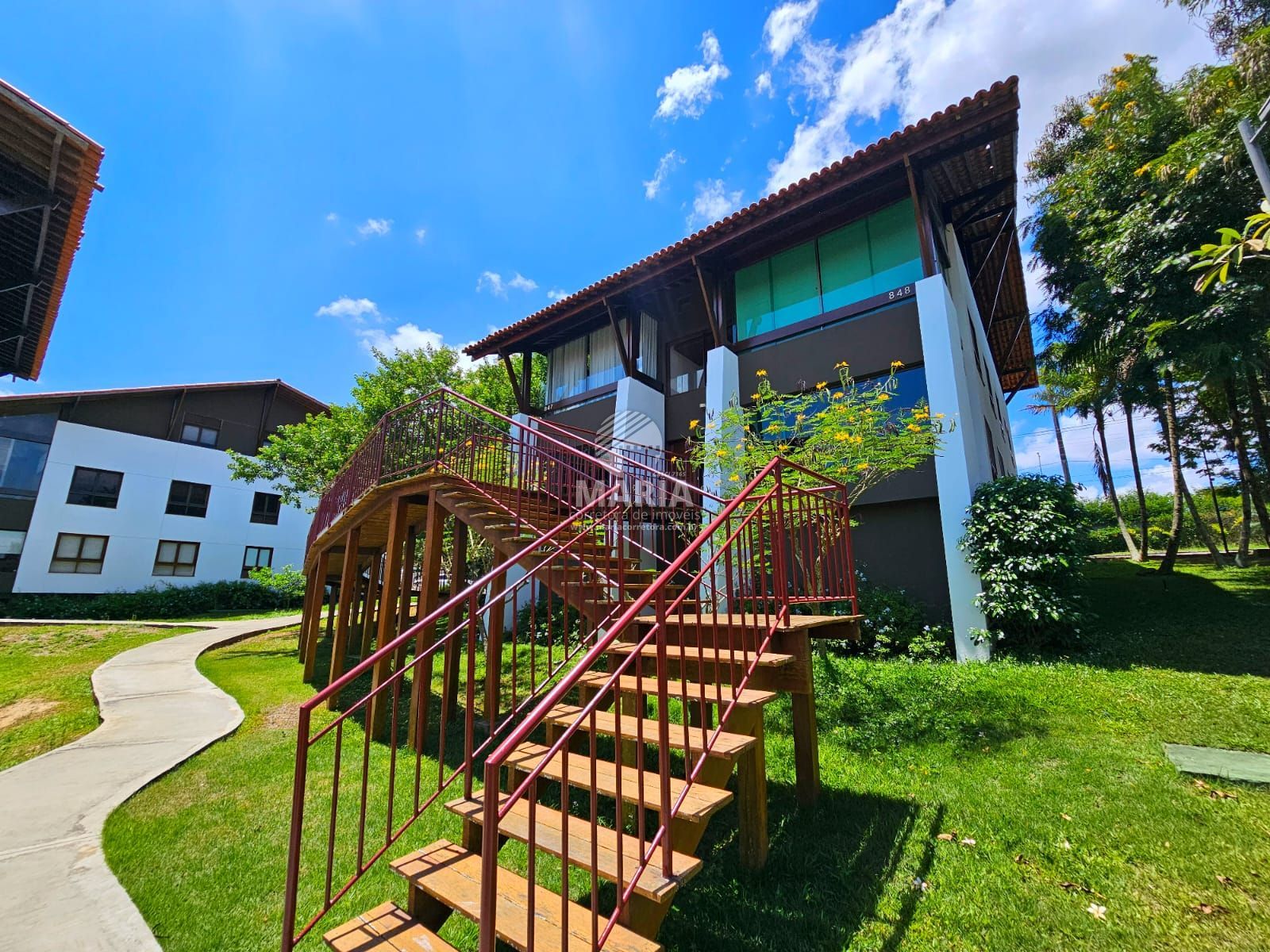 Flat térreo com 02 quartos à venda no Portal de Gravatá/PE!