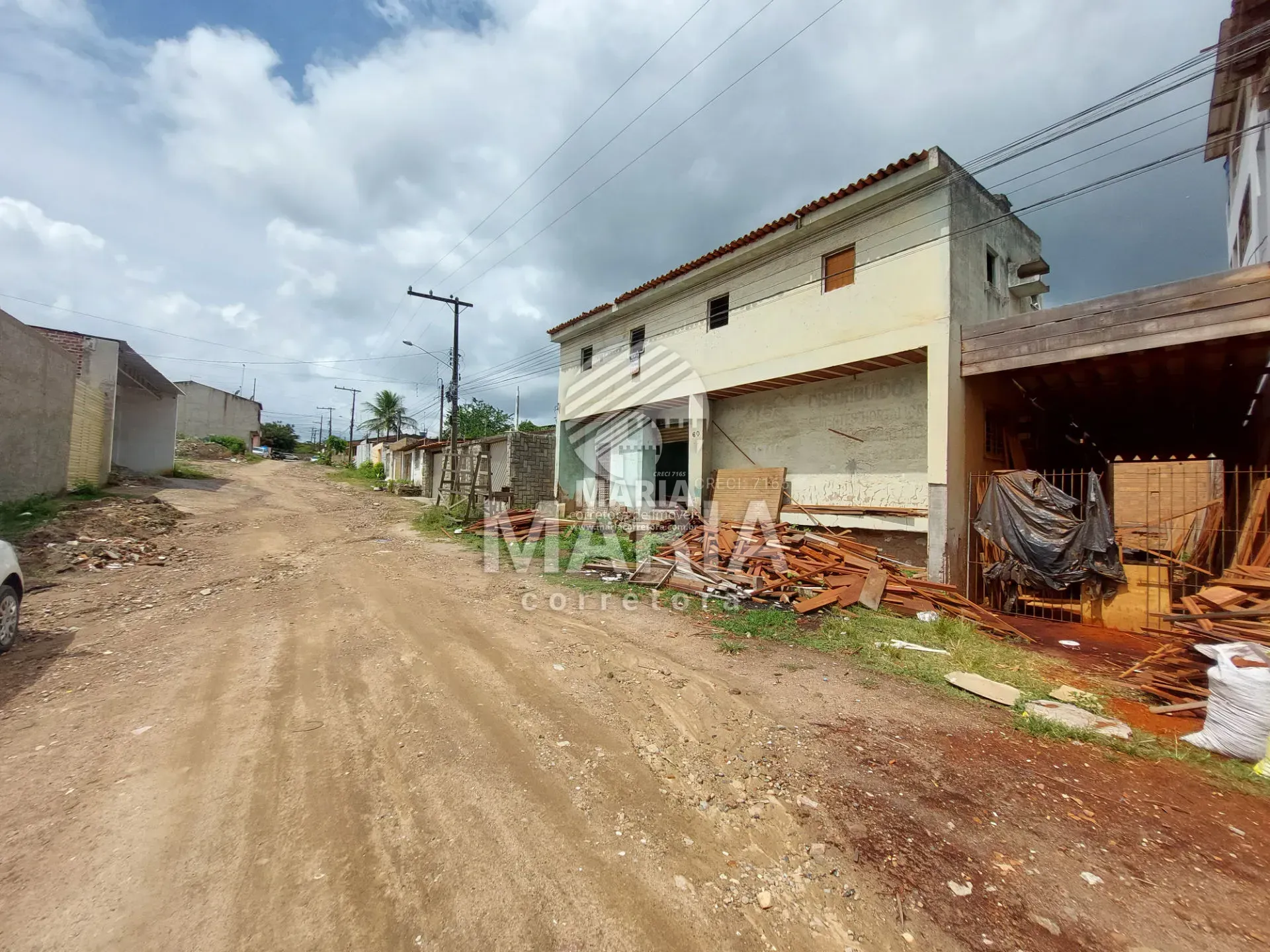 Galpão para aluguel no centro da cidade de Gravatá-PE!