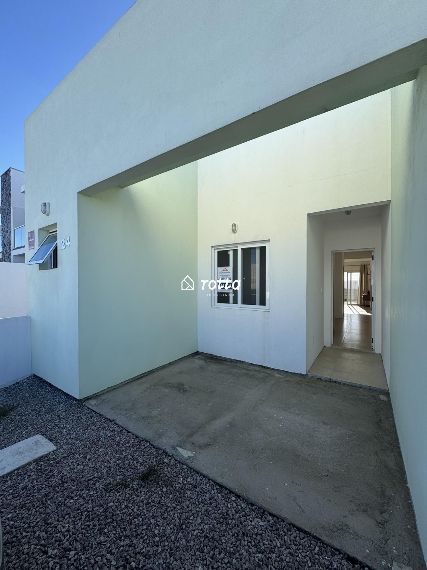 Casa Nova com 2 Dormitórios e Suíte na Praia do Cassino!