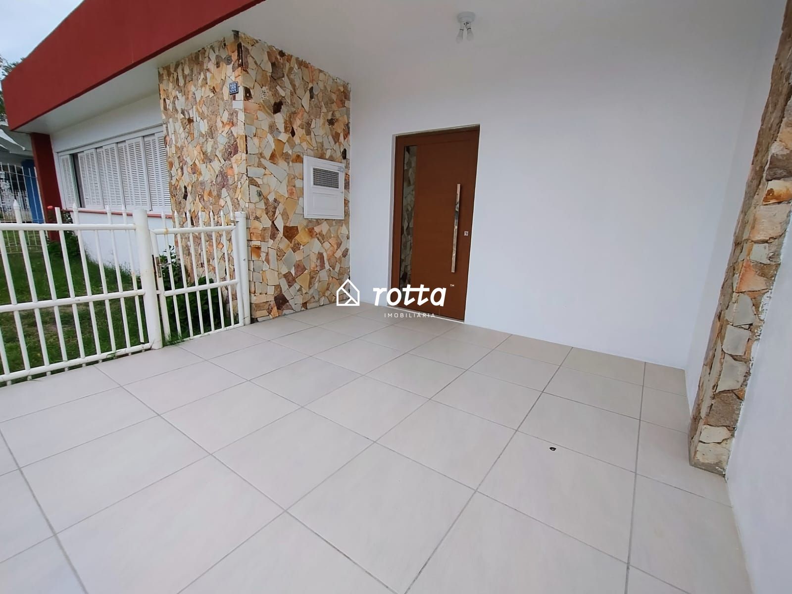 Casa Totalmente Reformada no Coração do Cassino, Próxima à Av. Rio Grande!