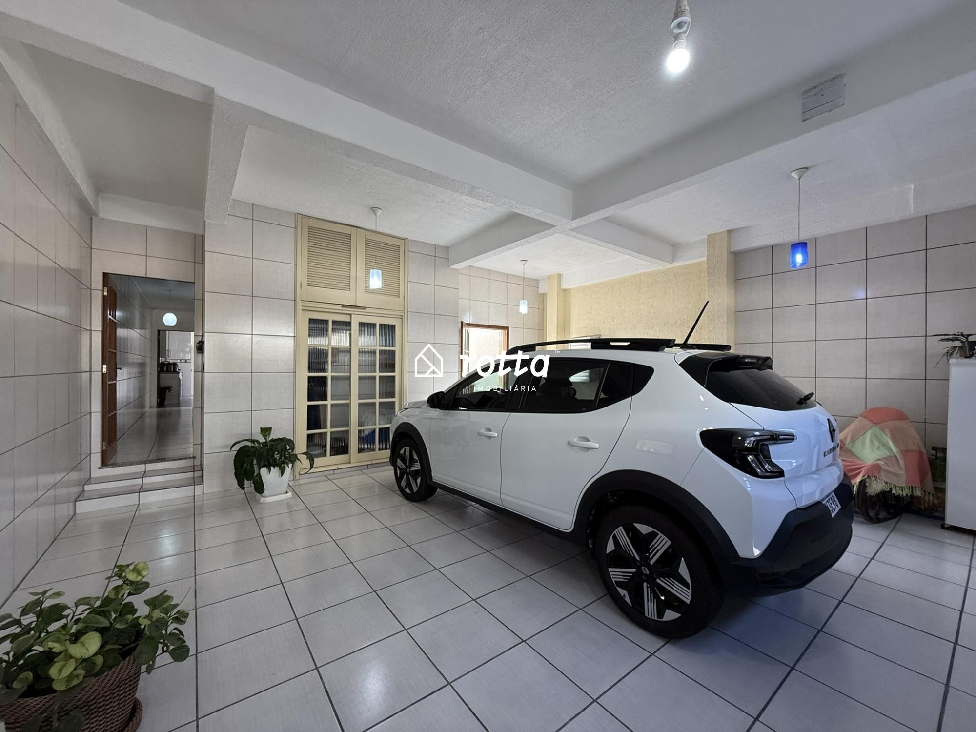 Casa com 3 dormitórios e Acesso Pavimentado no bairro Cidade Nova