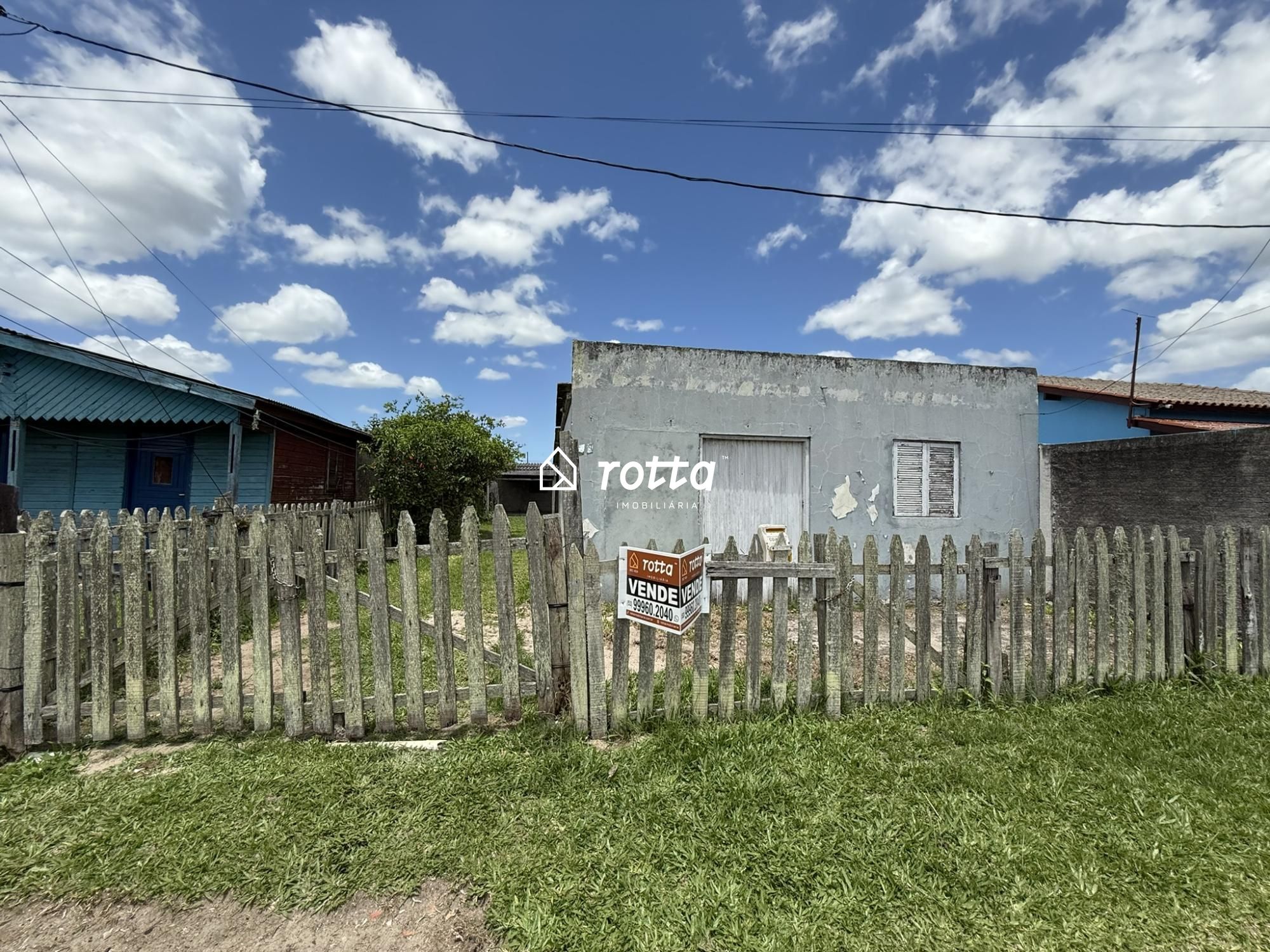 Casa com Acesso Asfaltado e Excelente Potencial de Investimento na Quinta