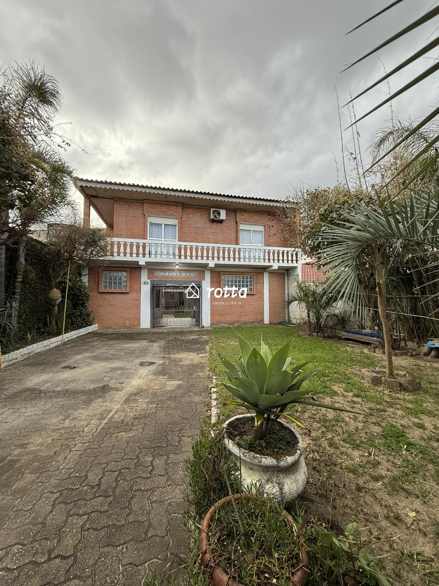 Casa com Vista Permanente para o Mar – Exclusividade e Conforto no Cassino!