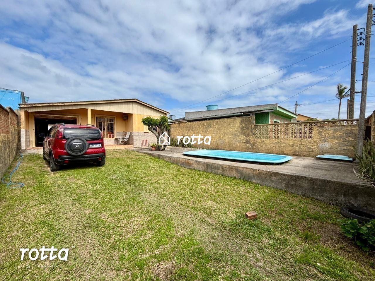 Duas Casas, Uma Só Oportunidade a Poucos metros da Orla da Praia do Cassino