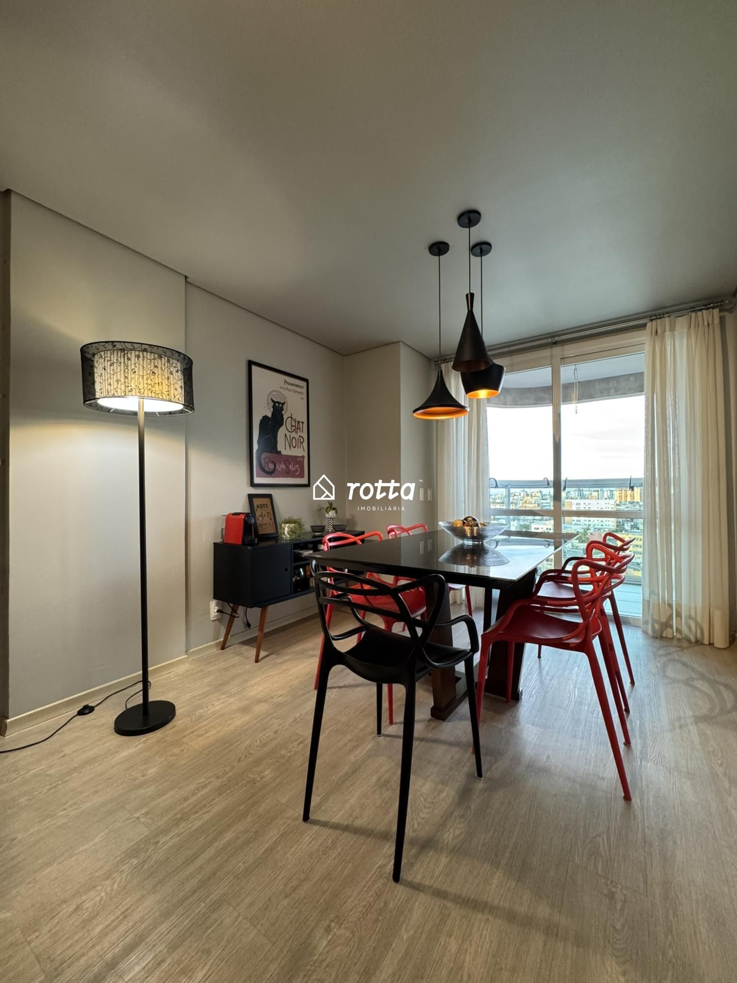 Apartamento com Vista Linda e Sacada com Churrasqueira na Cidade Nova!