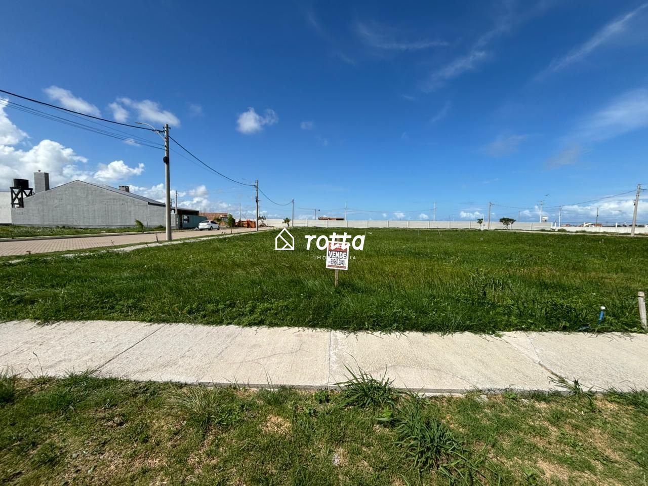 Terreno de esquina no Condomínio Bali. Cassino/RS