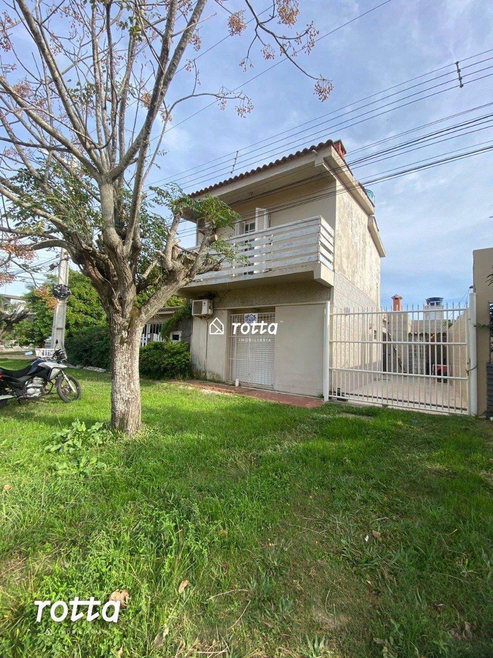 Sobrado Com 2 Suítes Próximo a Praia, Cassino