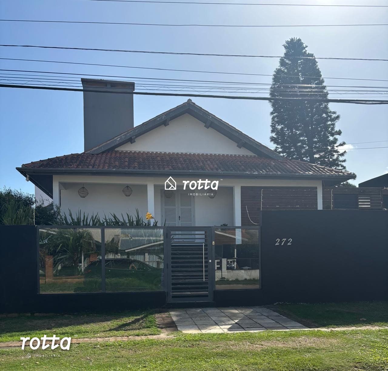 Casa Espetacular com 8 Suítes no Coração do Cassino!