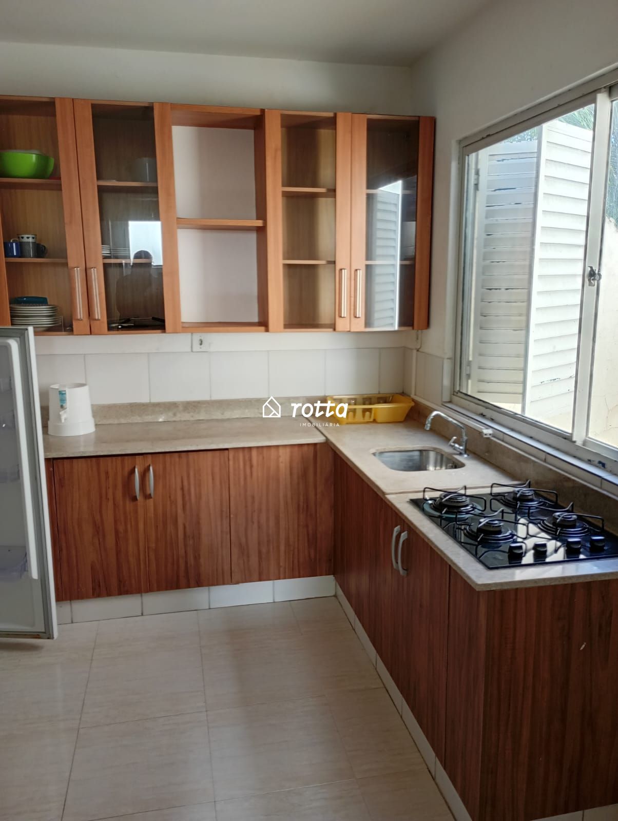 Apartamento Amplo com 3 Dormitórios em Localização Estratégica no Cassino