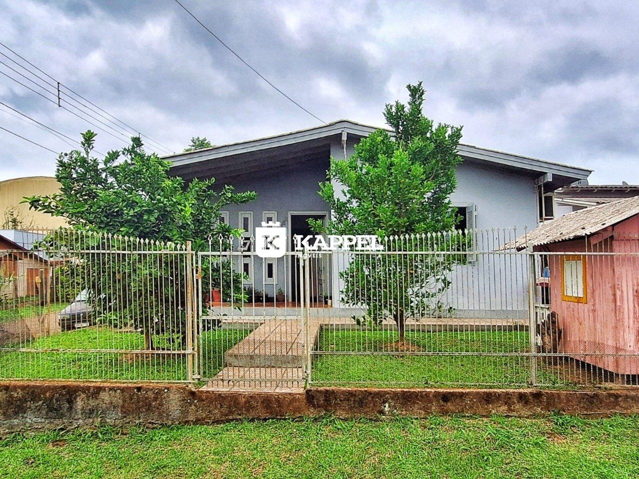 Imagem do imóvel Casa De Esquina Com 3 Quartos Disponível Para Venda