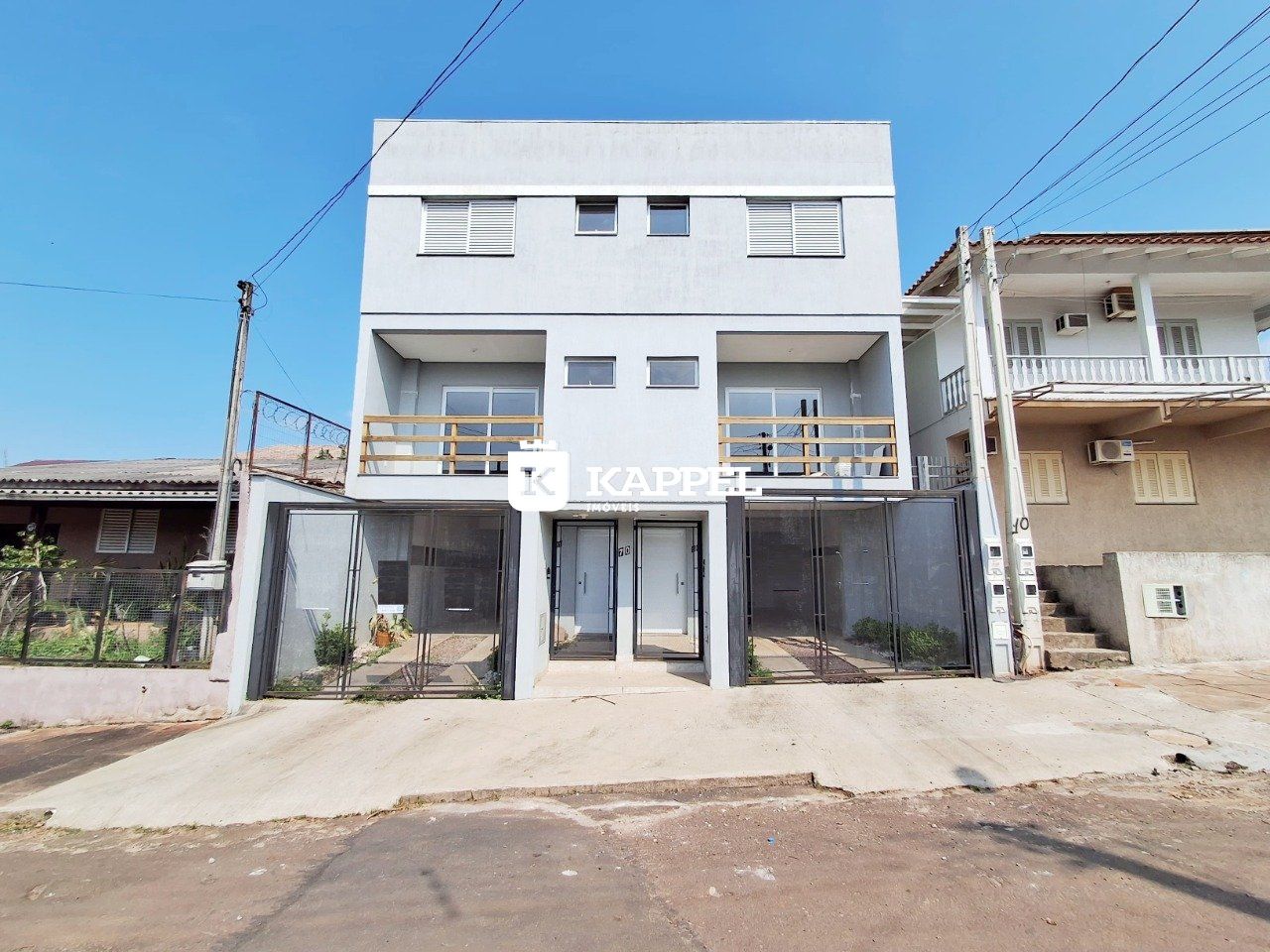 Imagem do imóvel Sobrado De 02 Dormitórios A Venda No B. Moinhos- Lajeado-rs