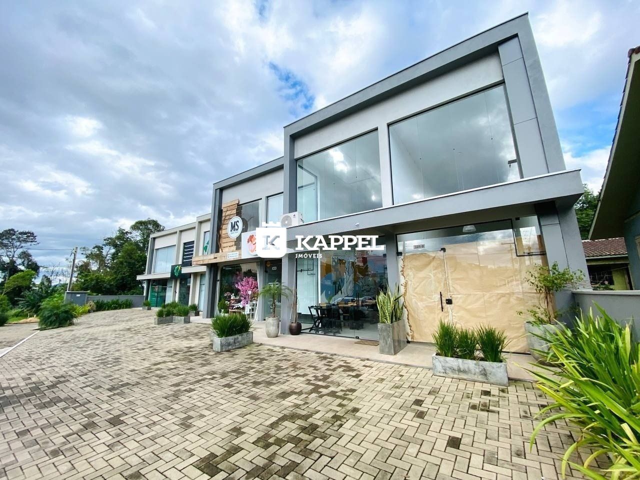 Imagem do imóvel Loja Térrea Para Alugar No B. Universitário- Lajeado- Rs