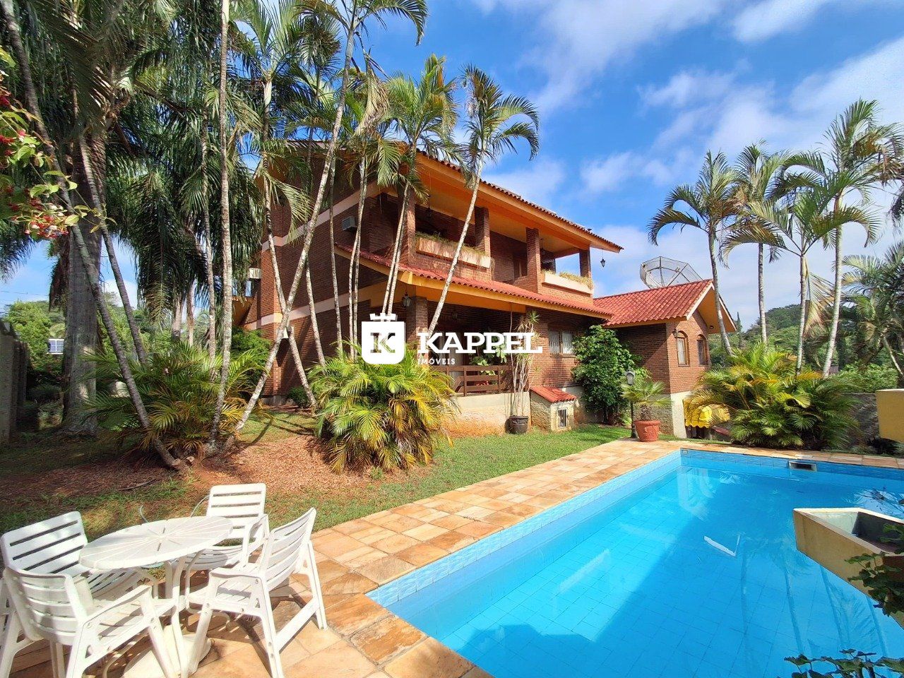 Imagem do imóvel Ampla Casa De 04 Dormitórios E Terreno De 700 Metros A Venda No Bairro Alto Do Parque- Lajeado-rs