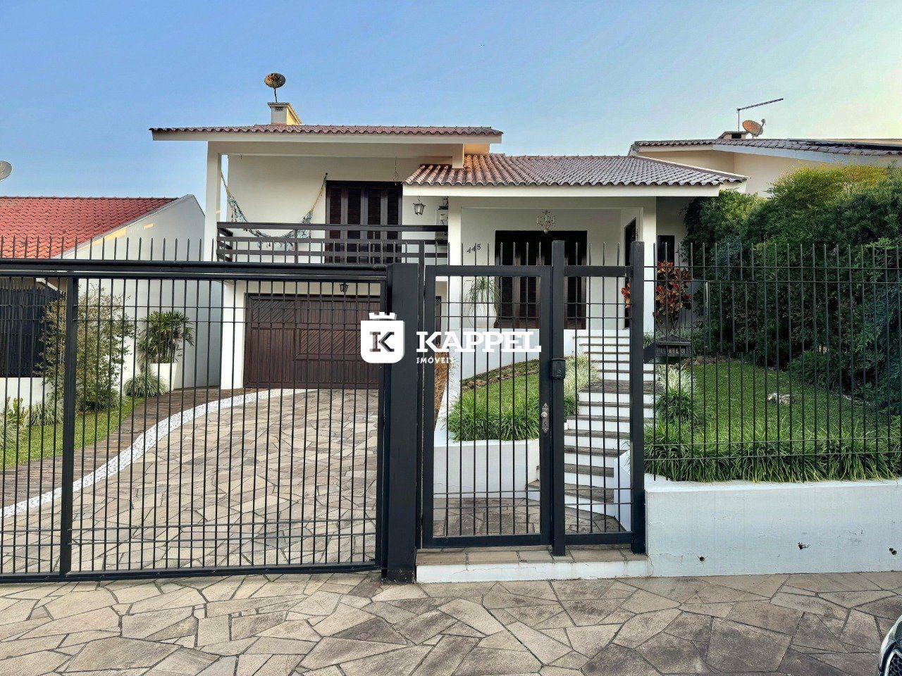 Imagem do imóvel Casa De 03 Dormitórios A Venda No B. Carneiros- Lajeado- Rs