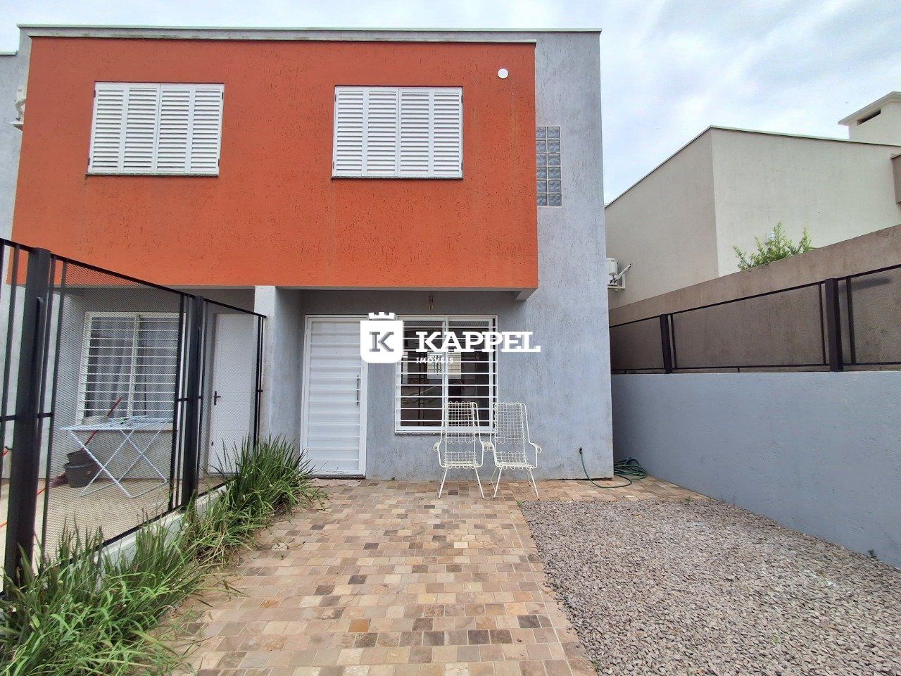 Imagem do imóvel Sobrado De 02 Dormitórios A Venda No Bairro Carneiros- Lajeado-rs