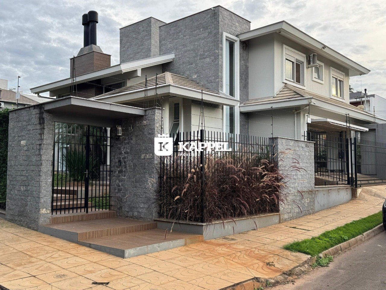 Imagem do imóvel Casa De Esquina Com 3 Dormitórios A Venda No Bairro Universitário- Lajeado-rs