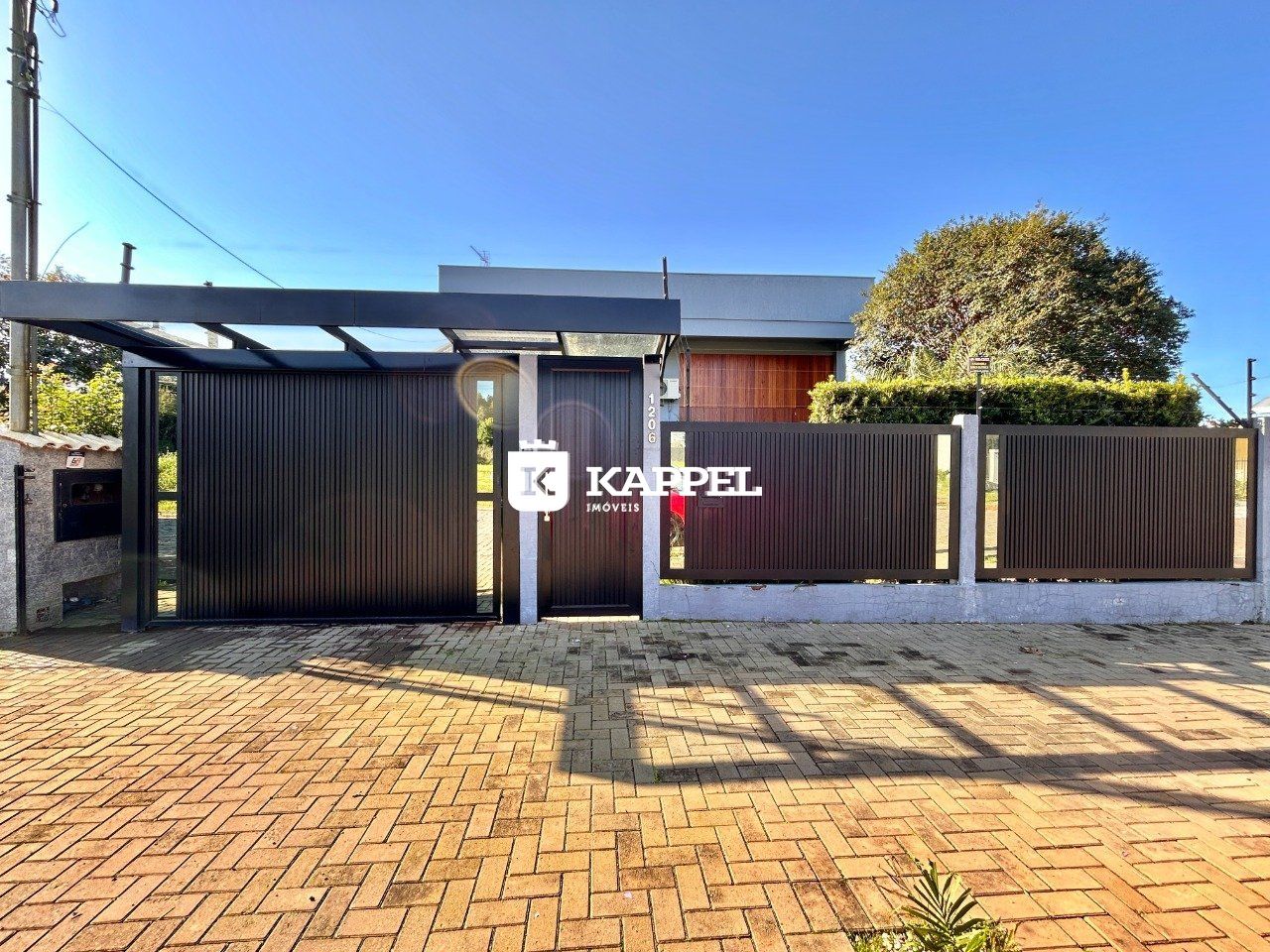 Imagem do imóvel Casa De 03 Dormitórios Plana A Venda No B. Carneiros- Lajeado-rs