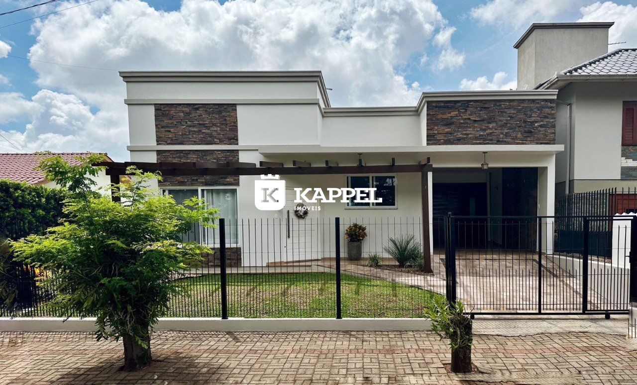 Imagem do imóvel Linda Casa à Venda No Centro De Mato Leitão.