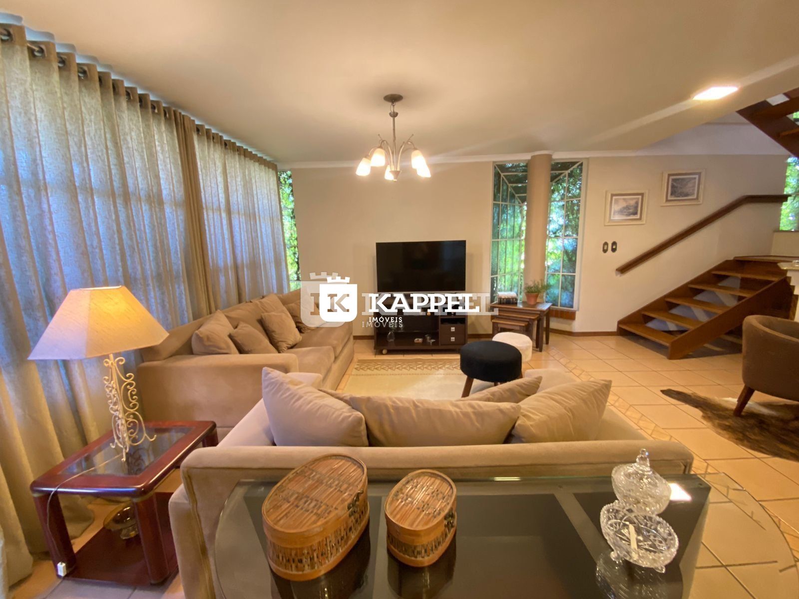 Imagem do imóvel Ampla Casa De Esquina Com Terreno De 400m² No Centro De Venâncio Aires-rs A Venda.