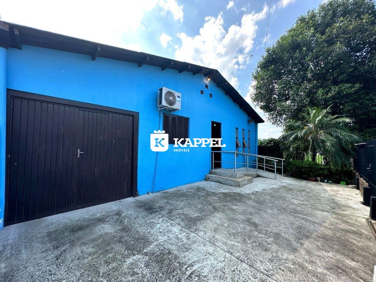 Imagem do imóvel Casa De Alvenaria Com Pátio, Piscina E Quiosque!