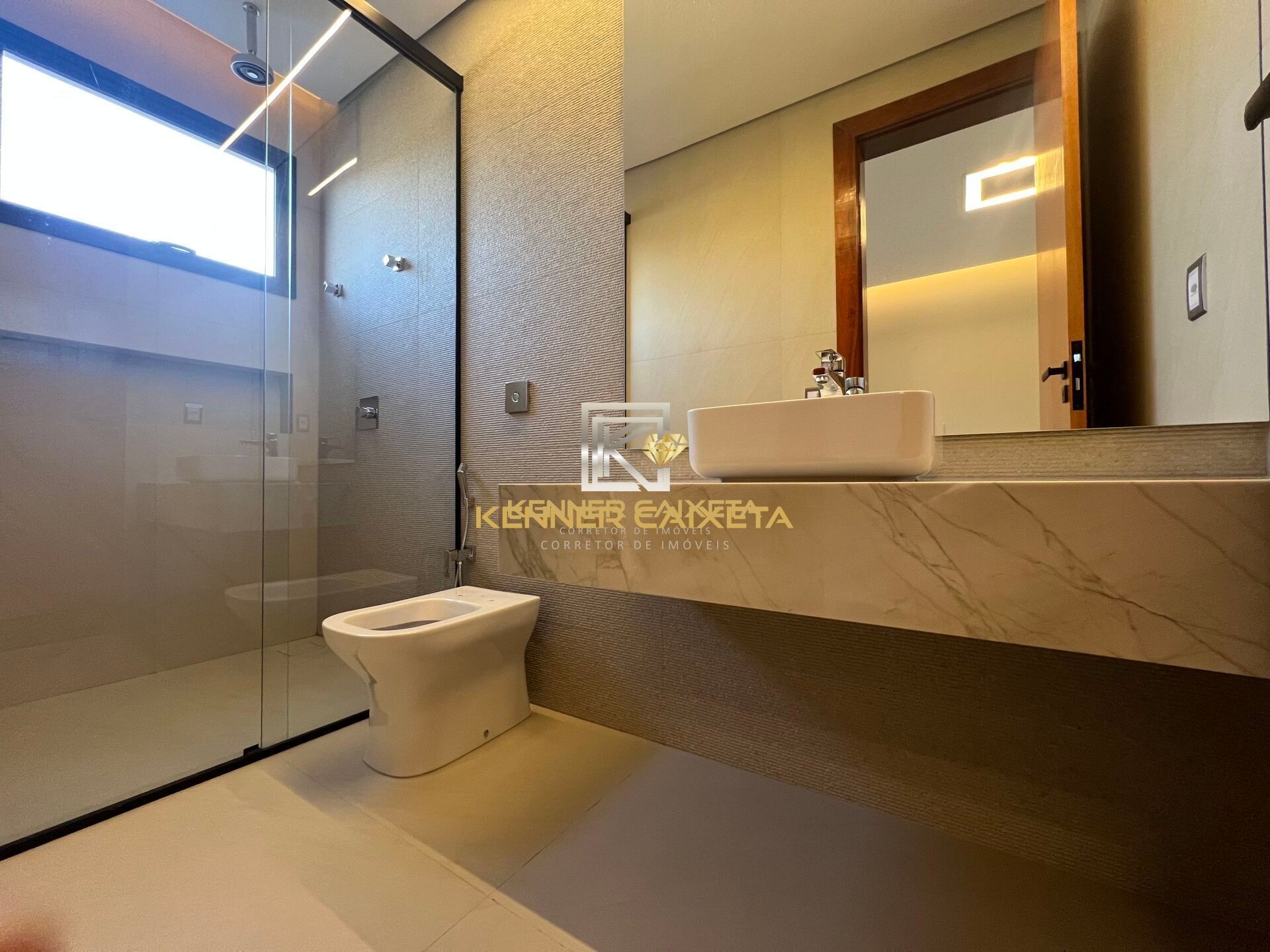 Casa, 4 quartos, 313 m² - Foto 37