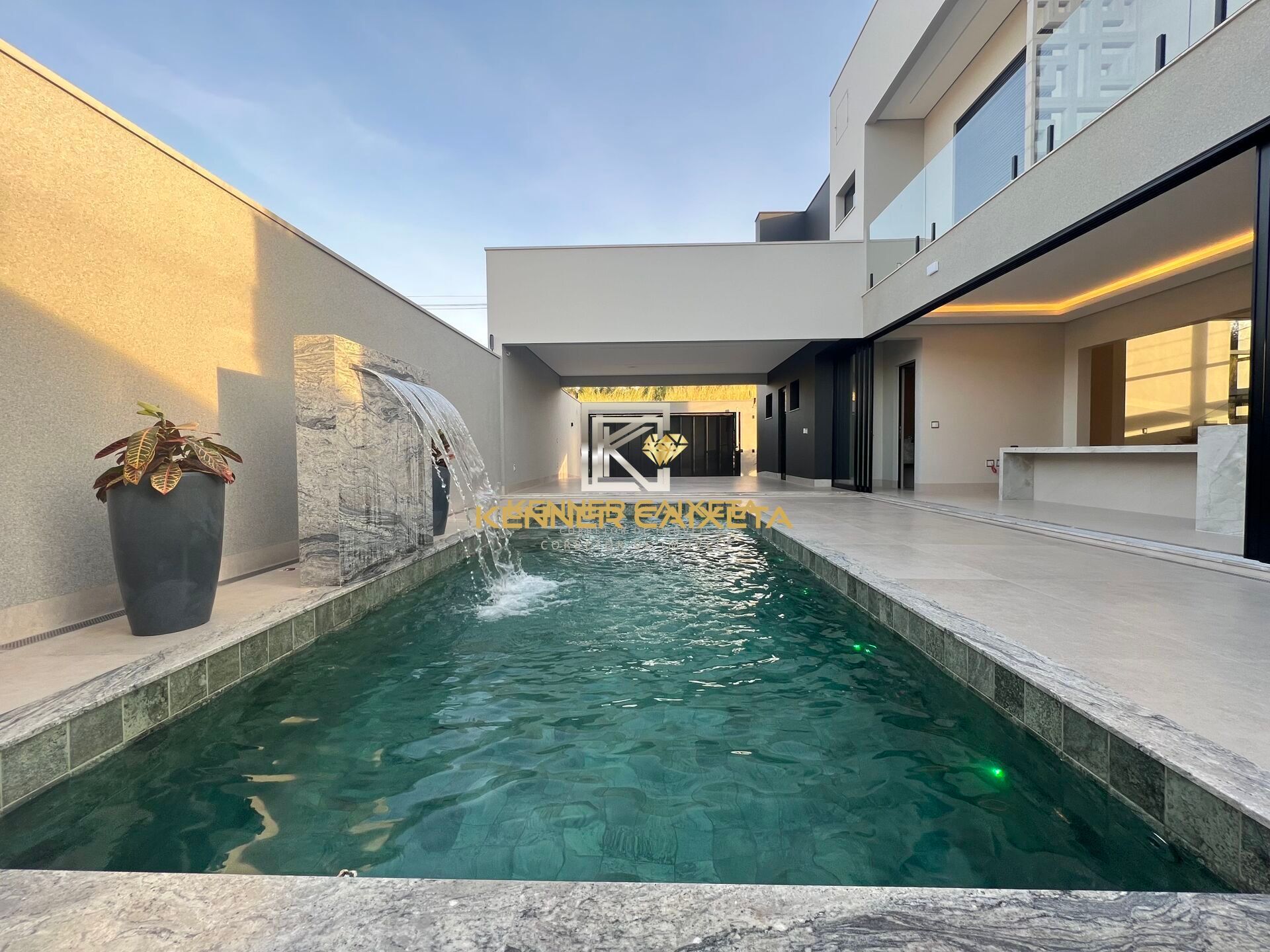 Casa, 4 quartos, 313 m² - Foto 21