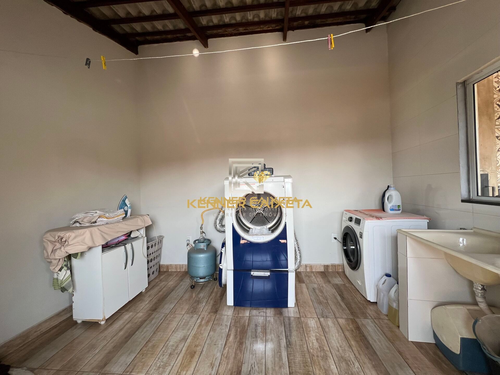 Casa, 5 quartos, 300 m² - Foto 21