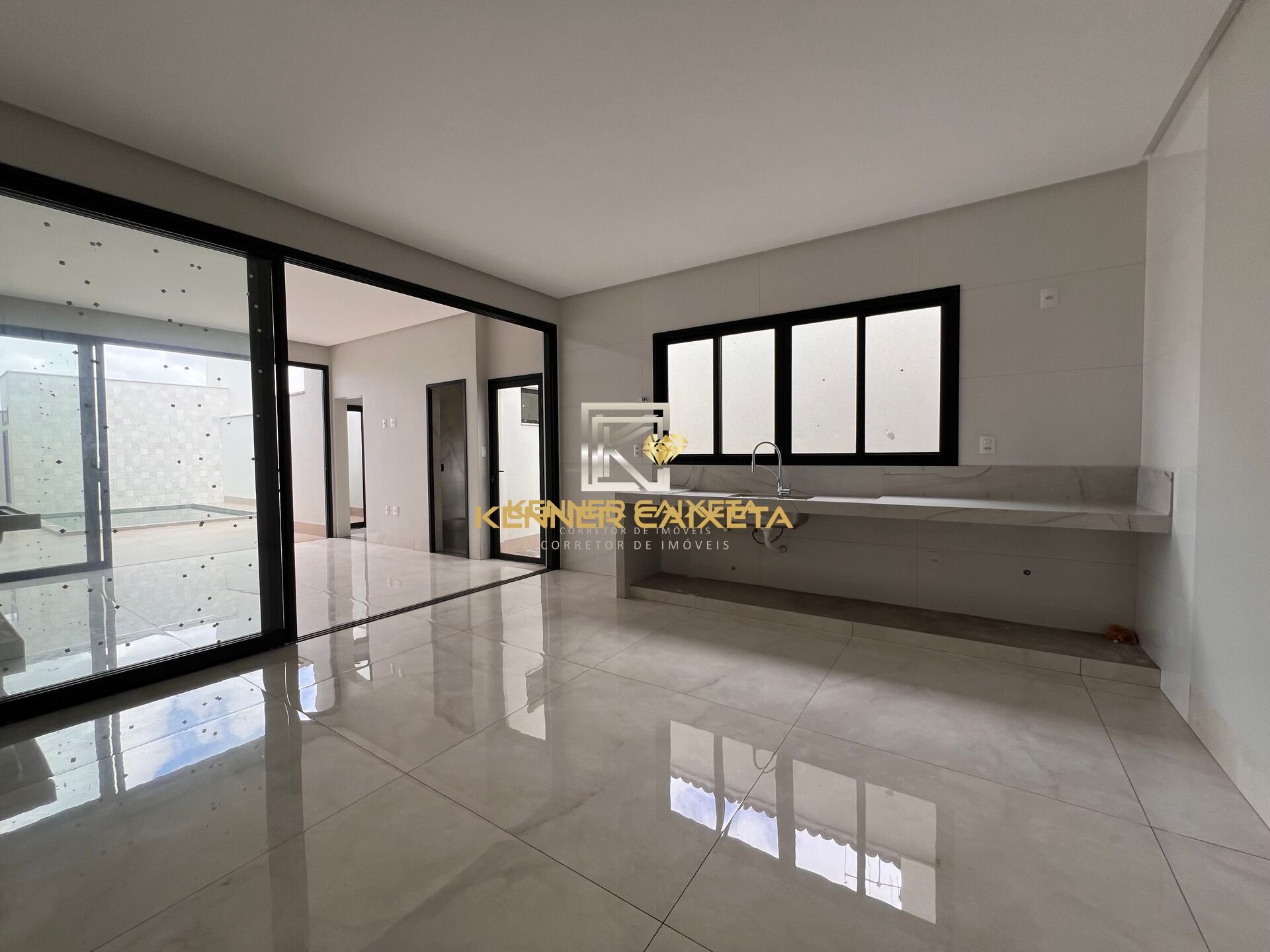 Casa, 3 quartos, 200 m² - Foto 6