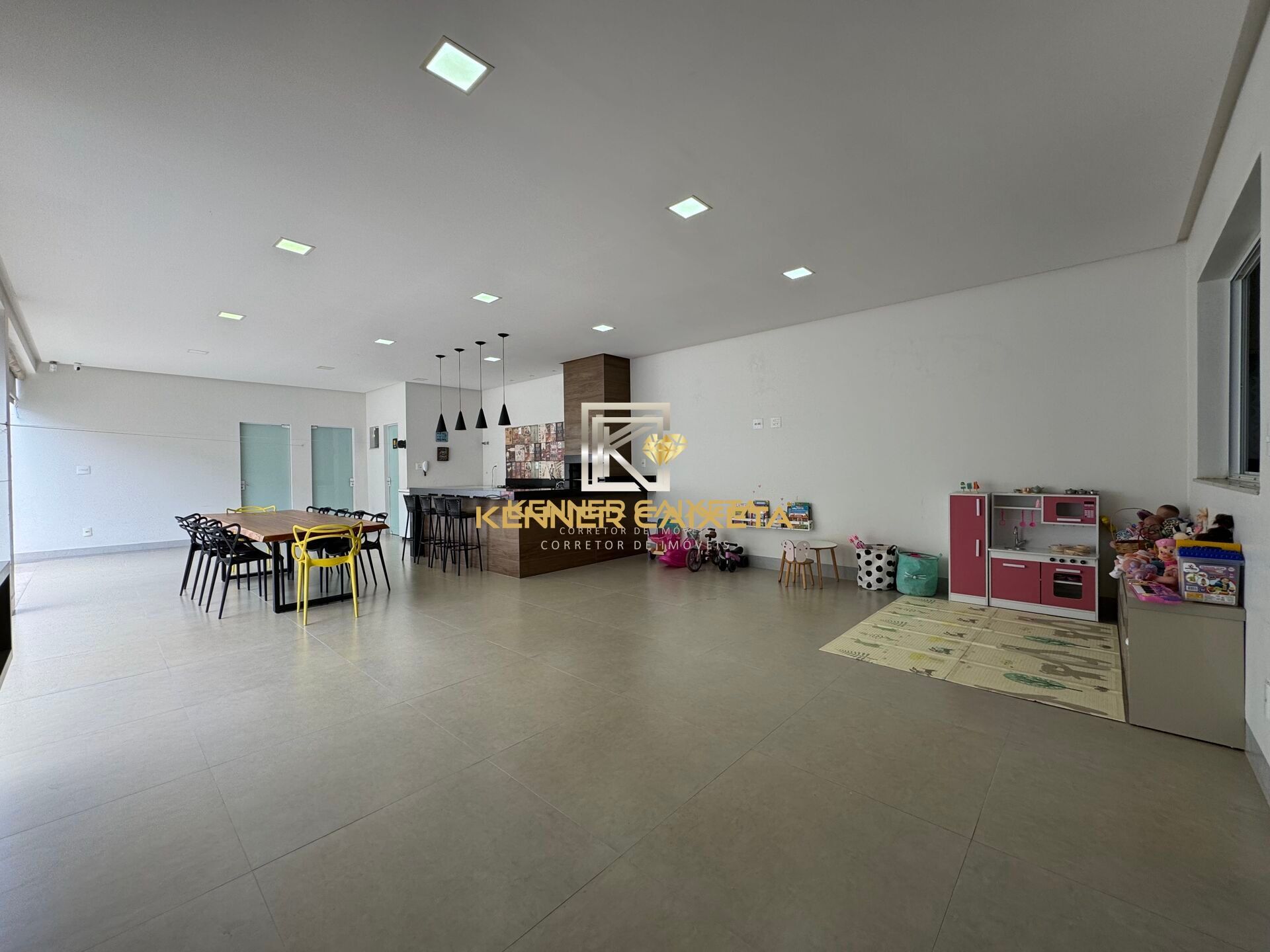 Casa, 3 quartos, 243 m² - Foto 14