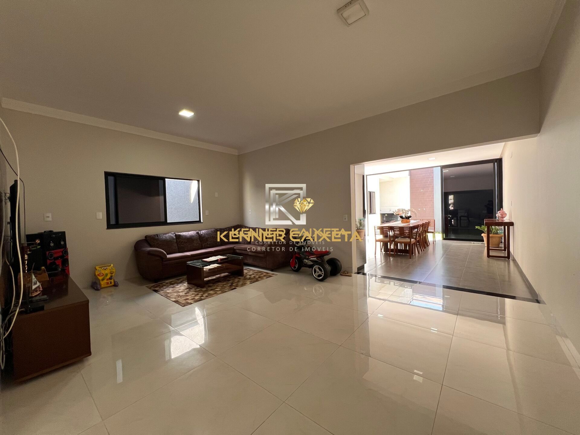 Casa, 3 quartos, 300 m² - Foto 7