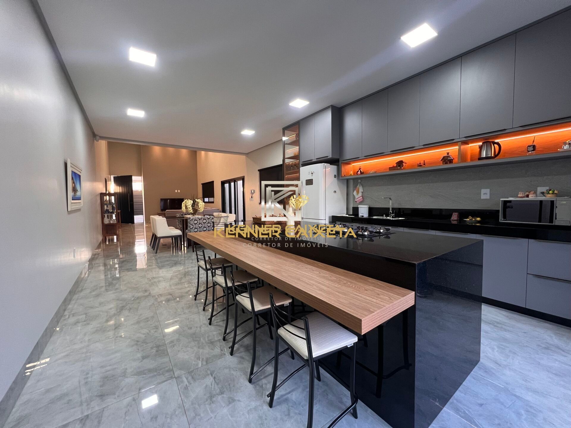 Casa, 3 quartos, 252 m² - Foto 11