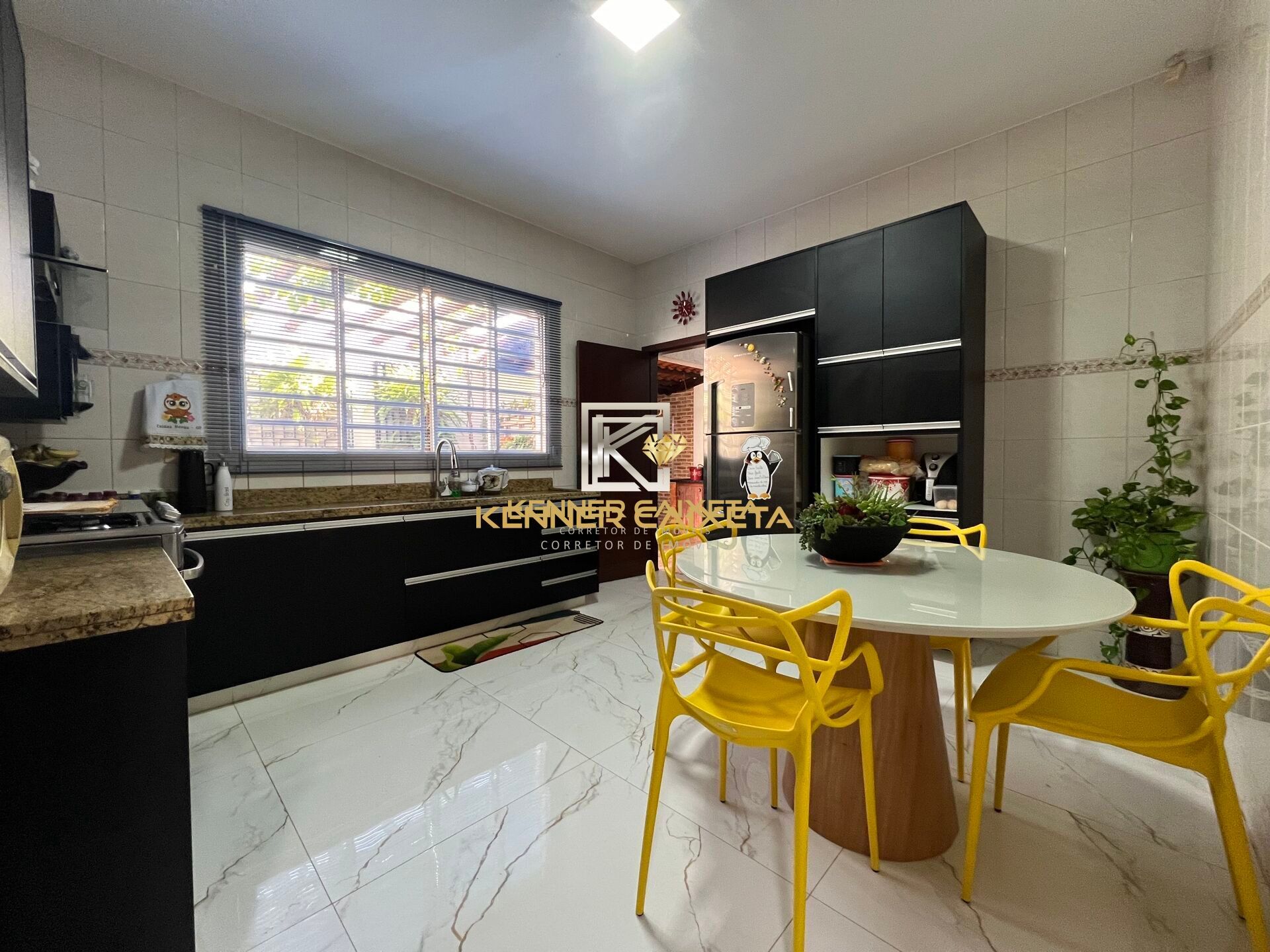 Casa, 3 quartos, 251 m² - Foto 7